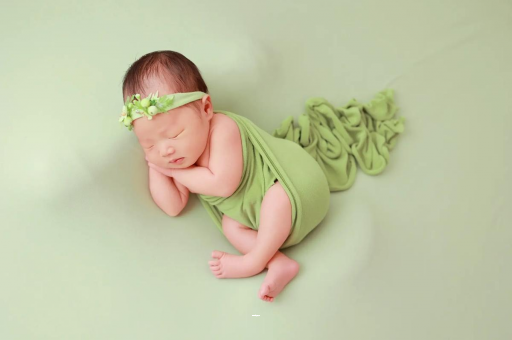 专业试管借卵代怀机构宝宝睡觉打呼噜